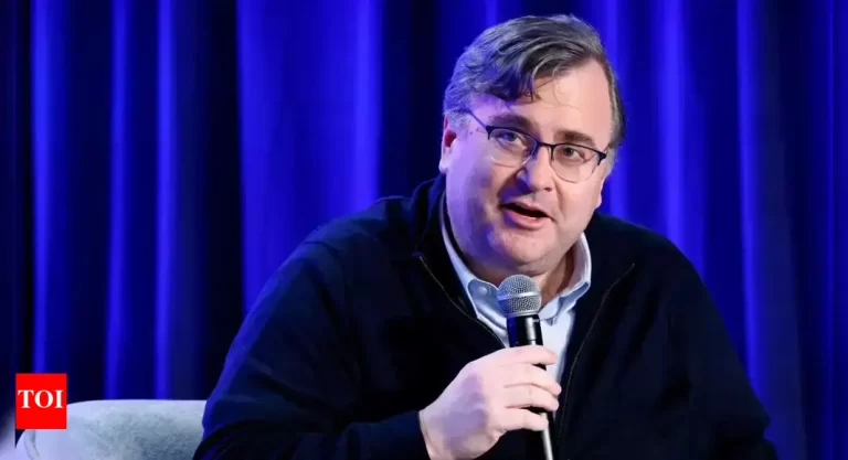 LinkedIn founder Reid Hoffman to Gen Z graduates: You will become ‘enormously attractive’ to employers if you …